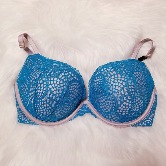 Victoria's Secret Other - NWT Victoria's Secret Push Up padded bra 32DD